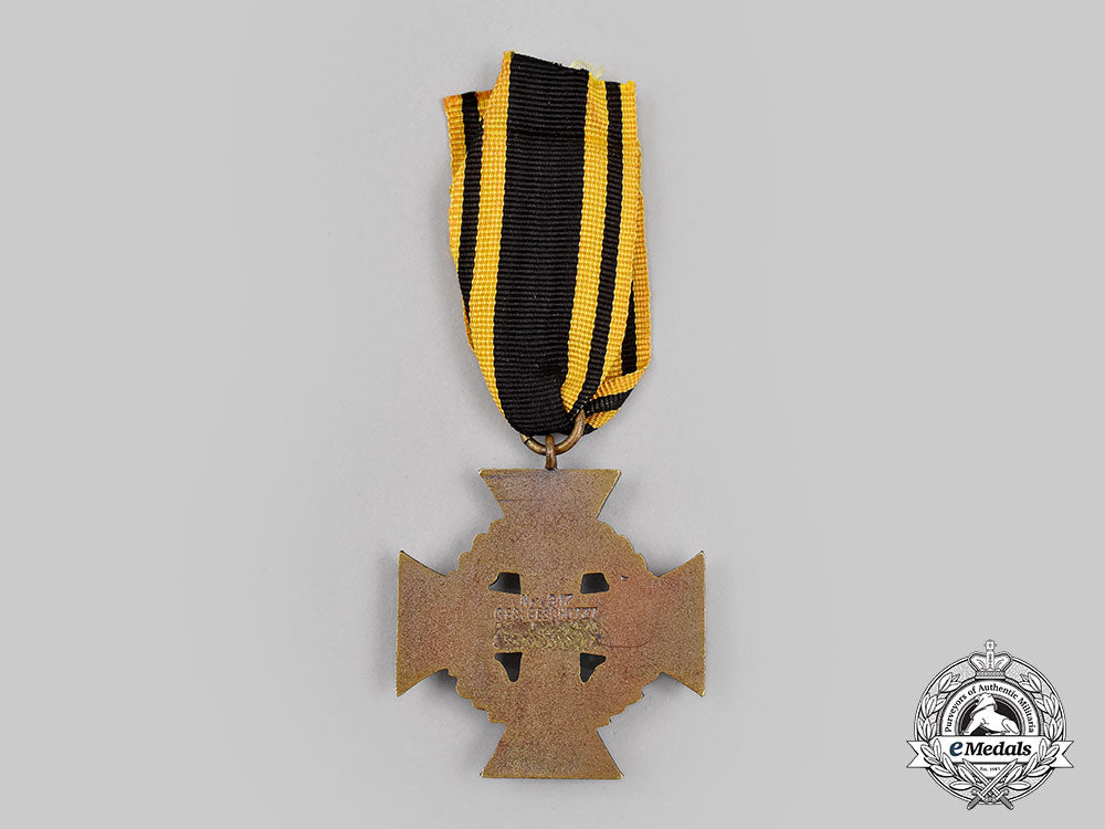 germany,_weimar_republic._a_rare_honour_badge_of_the3_rd_marine-_brigade_von_loewenfeld,_ii_class,_chiseled-_out_paul_küst_version_l22_mnc3920_186