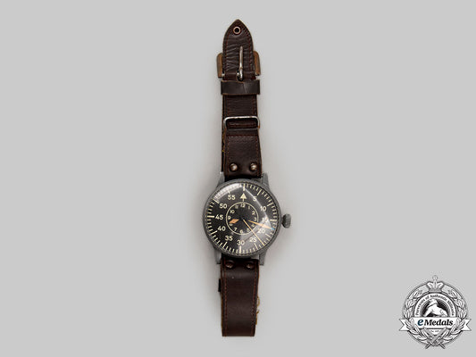 germany,_luftwaffe._a_rare_navigator’s_watch,_with_case,_by_lacher&_co._l22_mnc3976_485