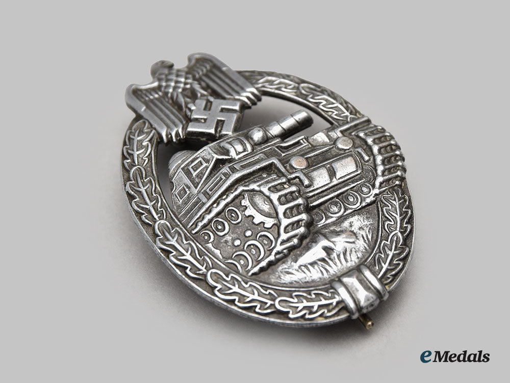 germany,_wehrmacht._a_panzer_assault_badge,_silver_grade,_b.h._mayer_design_l22_mnc4032_650