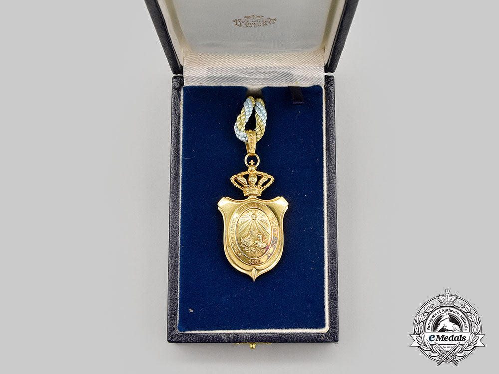 spain,_kingdom._a_seville_first_class_academy_award_by_cejalvo_of_madrid_l22_mnc4087_101