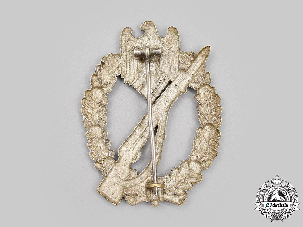 germany,_wehrmacht._an_infantry_assault_badge,_silver_grade_l22_mnc4160_028_1