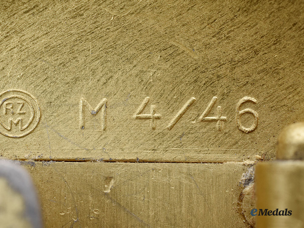 germany,_nsdap._a_political_leader’s_belt_buckle,_by_wilhelm_schröder&_co._l22_mnc4164_246