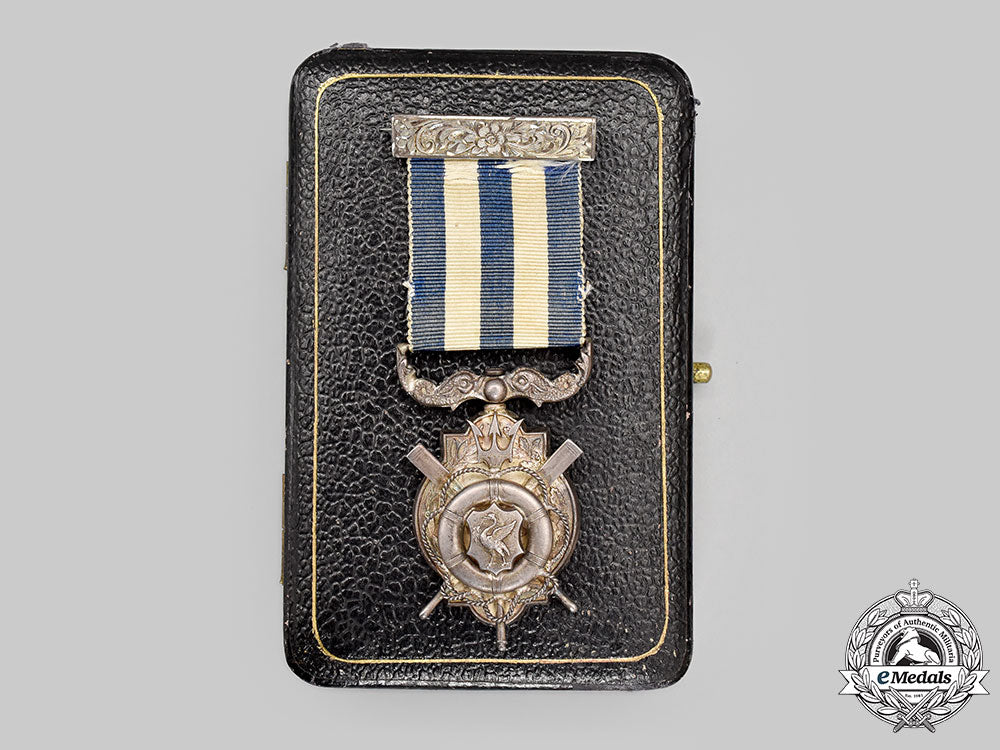 united_kingdom._a_liverpool_shipwreck&_humane_society_swimming_medal1925,_to_john_radcliffe_l22_mnc4172_010_1