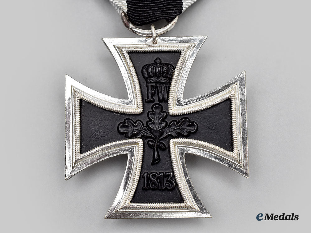 germany,_imperial._a_mint1914_iron_cross_ii_class_l22_mnc4182_189