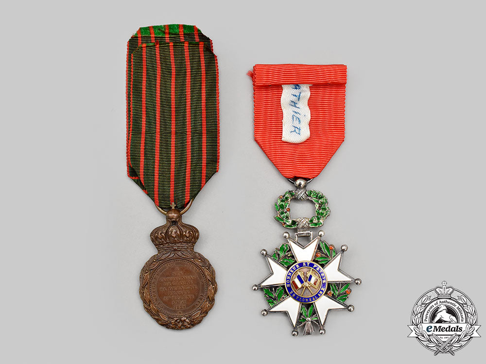 france,_iii_and_v_republics._two_decorations&_awards_l22_mnc4292_072_1_1