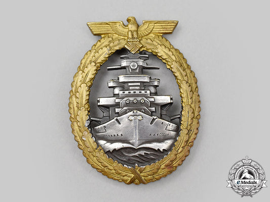 germany,_kriegsmarine._a_high_seas_fleet_badge,_by_schwerin_l22_mnc4373_139