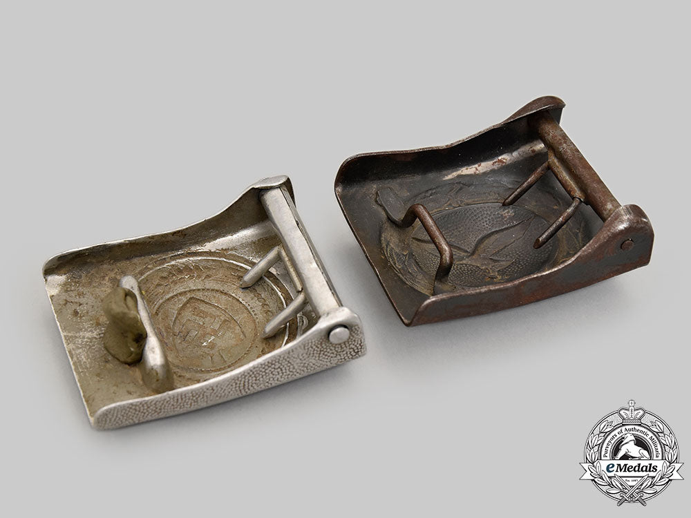 germany,_third_reich._a_mixed_lot_of_belt_buckles_and_insignia_l22_mnc4453_663