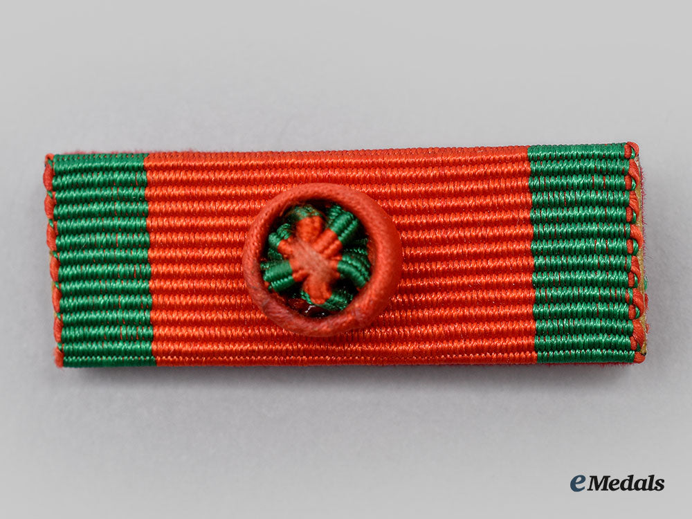 cambodia,_kingdom(_post1993)._a_royal_order_of_cambodia,_iv_class_officer,_modern_issue_l22_mnc4567_324_1