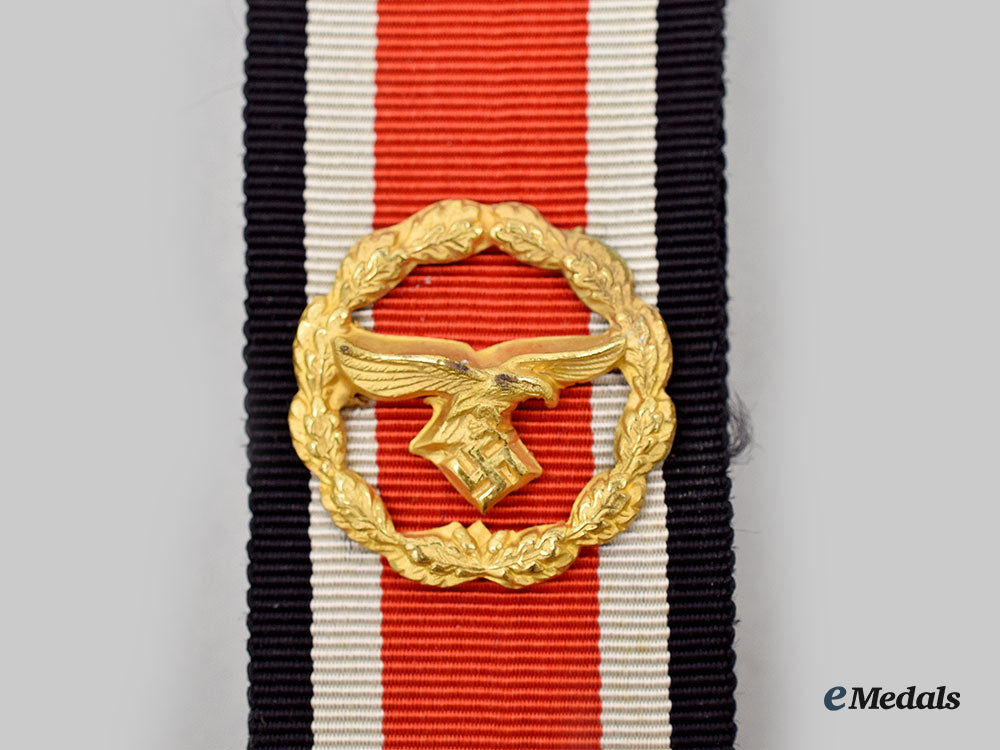 germany,_luftwaffe._a_rare_honour_roll_clasp,_with_case_l22_mnc4762_517
