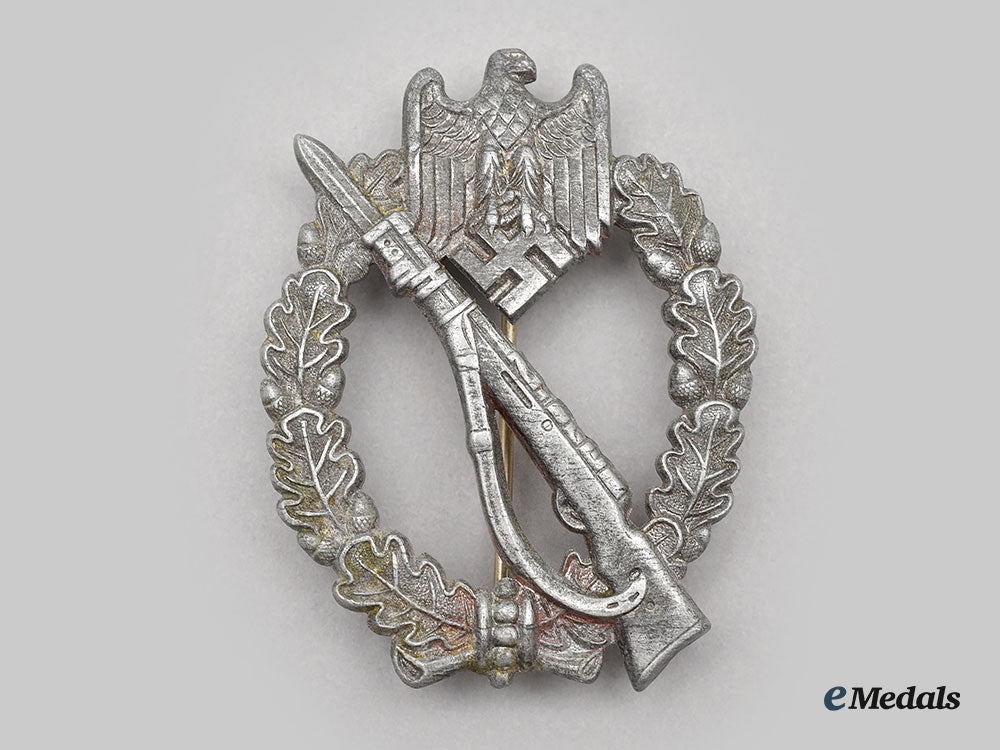 germany,_wehrmacht._an_infantry_assault_badge,_silver_grade_l22_mnc4927_620
