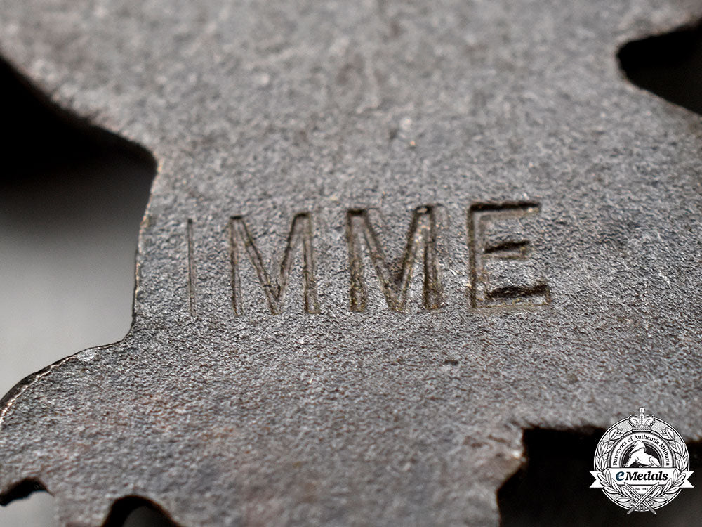 germany,_luftwaffe._an_observer’s_badge,_unit-_attributed_example_with_case,_by_imme&_sohn_l22_mnc5007_441