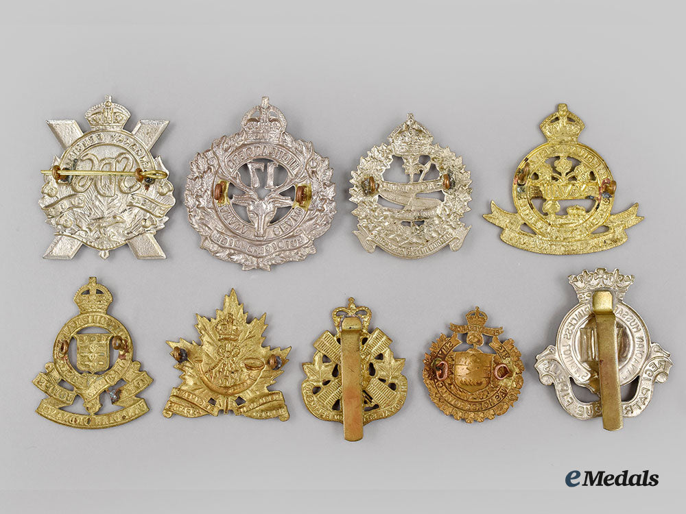canada._a_lot_of_nine_cap_badges_l22_mnc5027_653_1