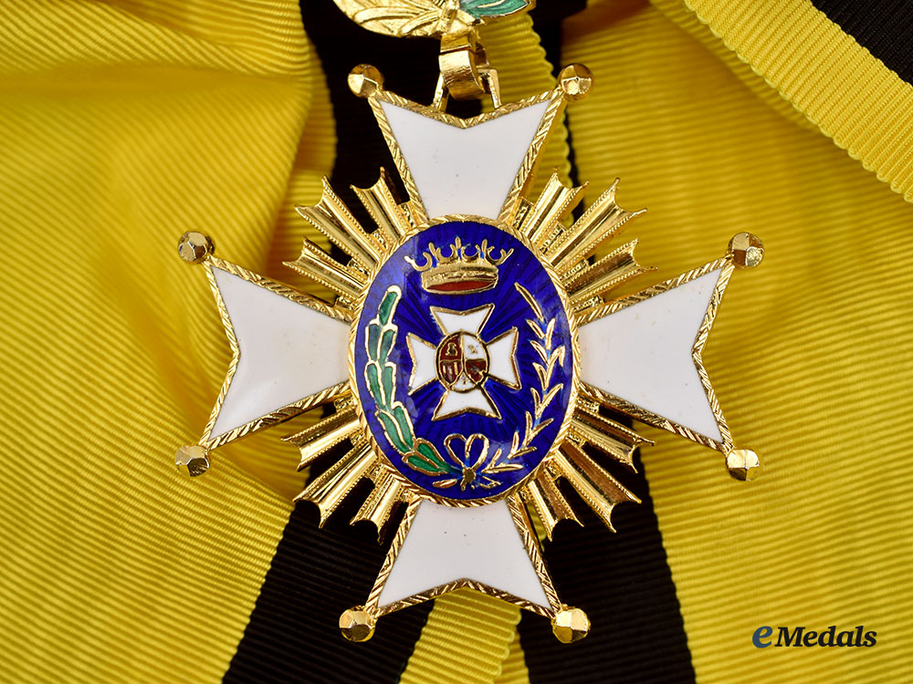 spain,_fascist_state._a_civil_order_of_health,_grand_cross_set_l22_mnc5188_730