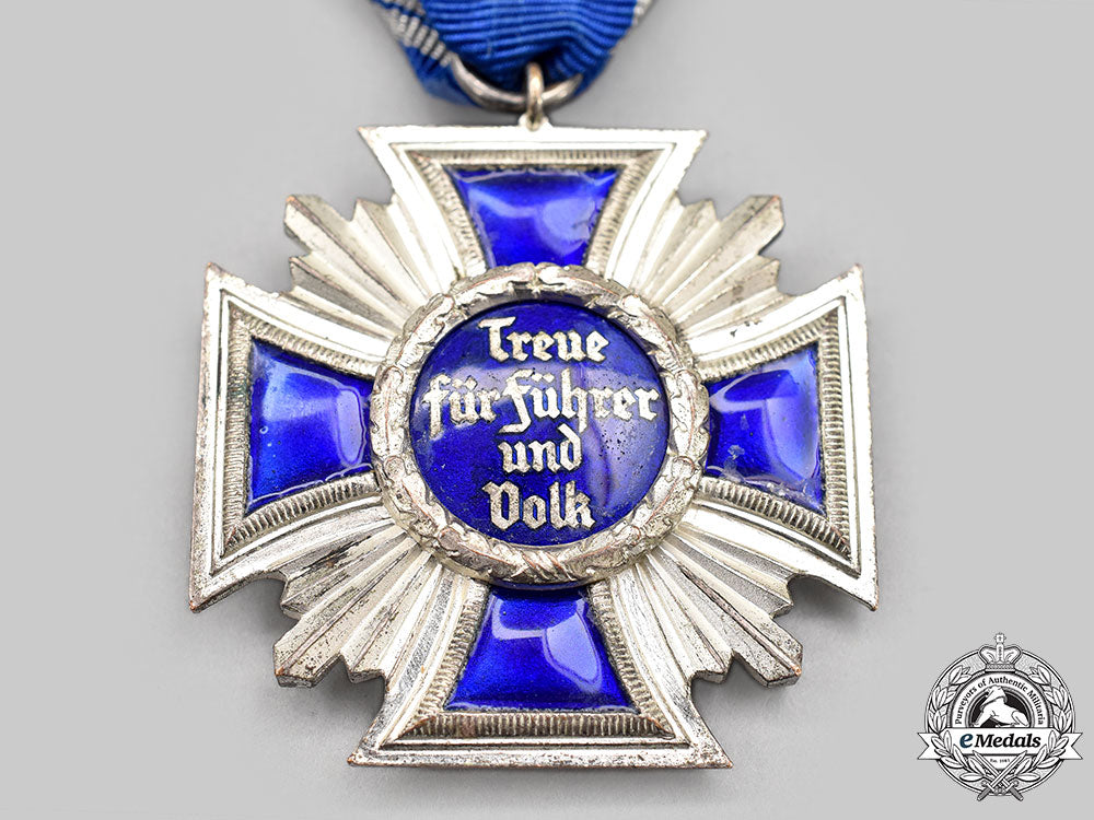 germany,_nsdap._a_long_service_decoration,_ii_class_for15_years_l22_mnc5339_571_1_1