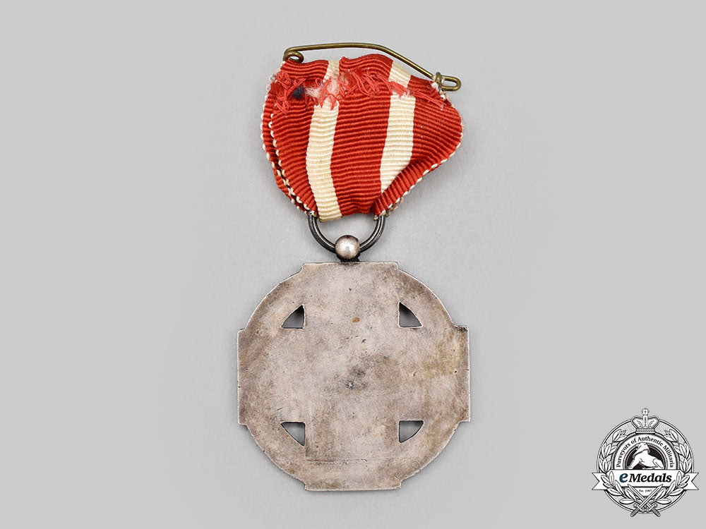 netherlands,_kingdom._a_cross_of_the_netherlands_red_cross1940-1945_l22_mnc5642_622_1_1_1