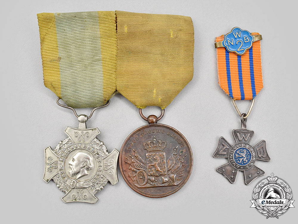 netherlands,_kingdom._three_medals&_awards_l22_mnc5670_636_1_1_1