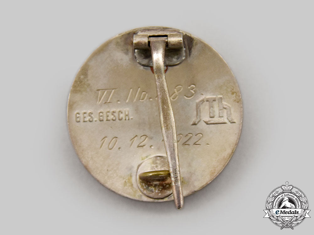 germany,_der_stahlhelm._a1922_membership_badge,_by_der_stahlhof_magdeburg_l22_mnc5814_144