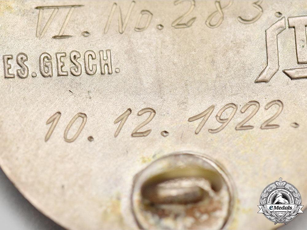 germany,_der_stahlhelm._a1922_membership_badge,_by_der_stahlhof_magdeburg_l22_mnc5817_145