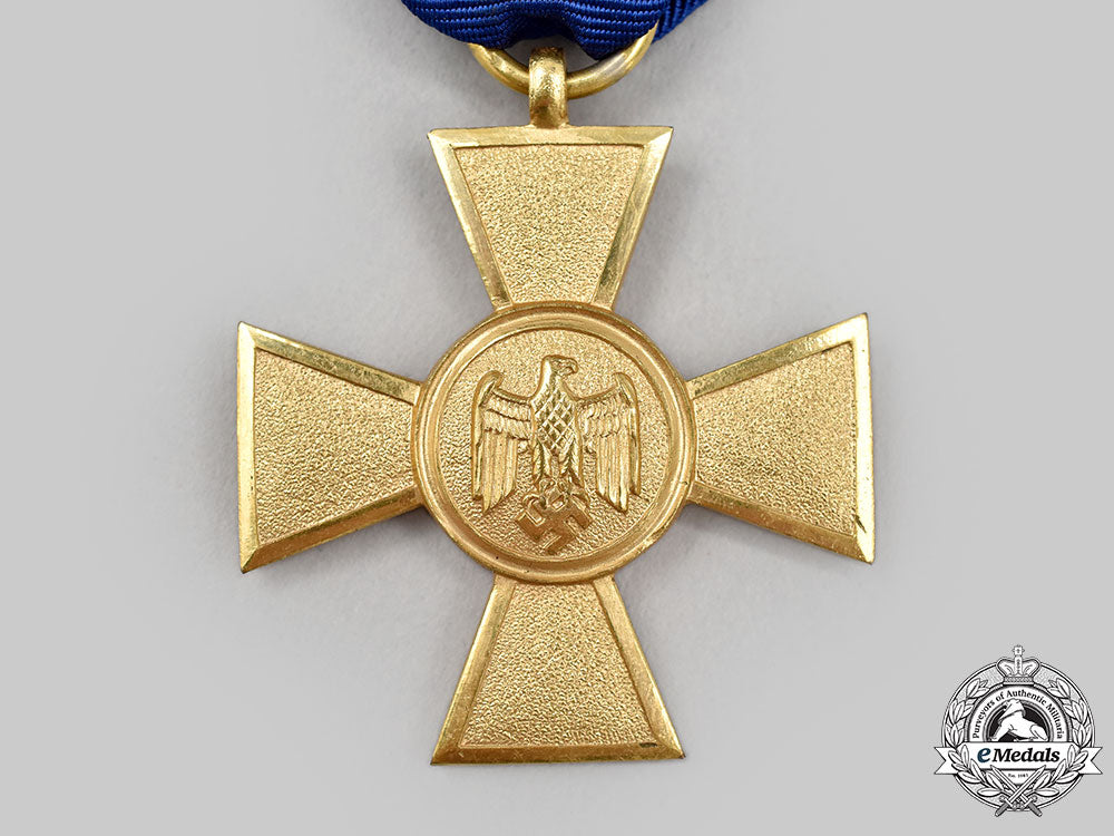 germany,_wehrmacht._a_mint25-_year_long_service_decoration_l22_mnc5840_848