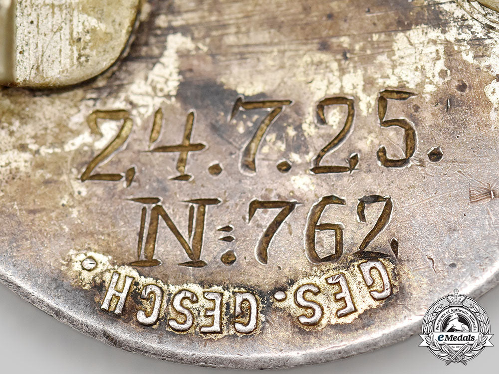 germany,_der_stahlhelm._a1925_membership_badge,_by_der_stahlhof_magdeburg_l22_mnc5867_167