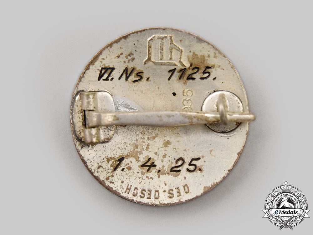 germany,_der_stahlhelm._a1925_membership_badge,_by_der_stahlhof_magdeburg_l22_mnc5886_174