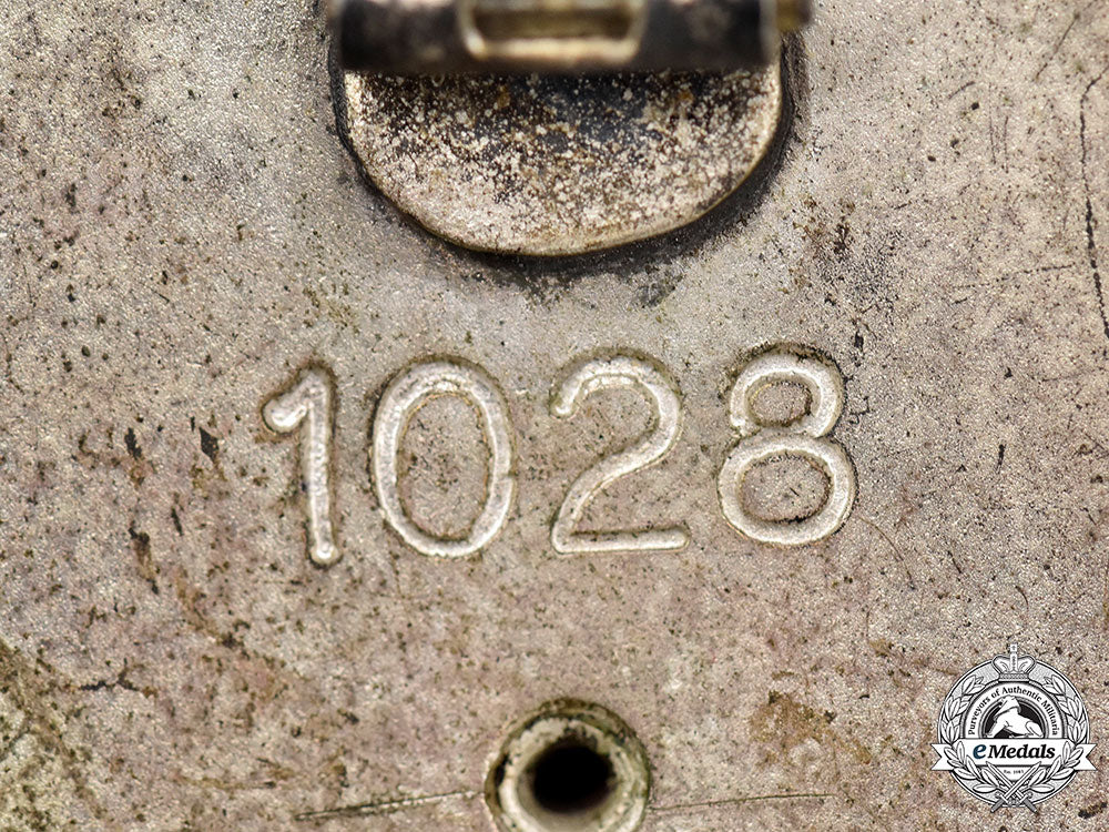 germany,_der_stahlhelm._a_rare_wehrsportkreuz,_with_matching_case_l22_mnc5930_195_1