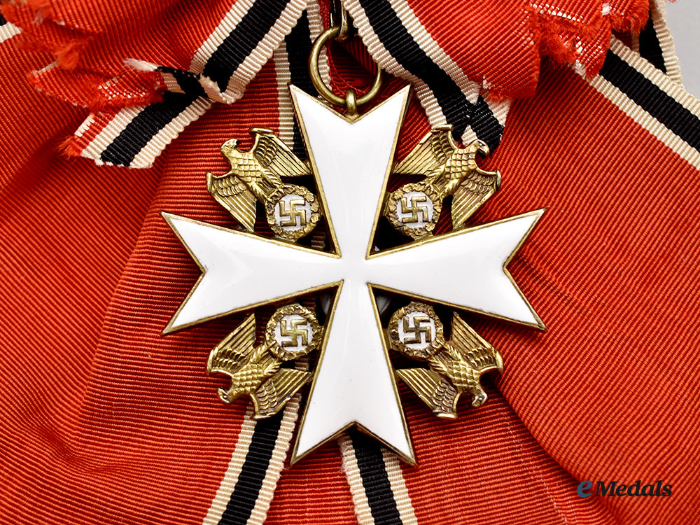 germany,_third_reich._a_rare_order_of_the_german_eagle_grand_cross_set,_to_bolivian_president_germán_busch,_by_deschler&_sohn_l22_mnc5965_197_1