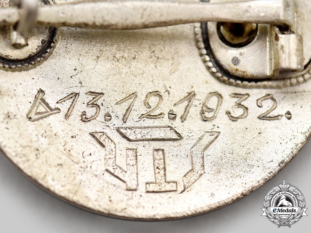 germany,_der_stahlhelm._a1932_membership_badge,_by_der_stahlhof_magdeburg_l22_mnc6059_230