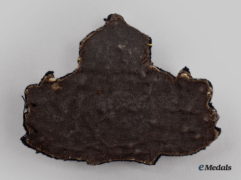 germany,_imperial._a_naval_officer’s_visor_cap_insignia_l22_mnc6119_186