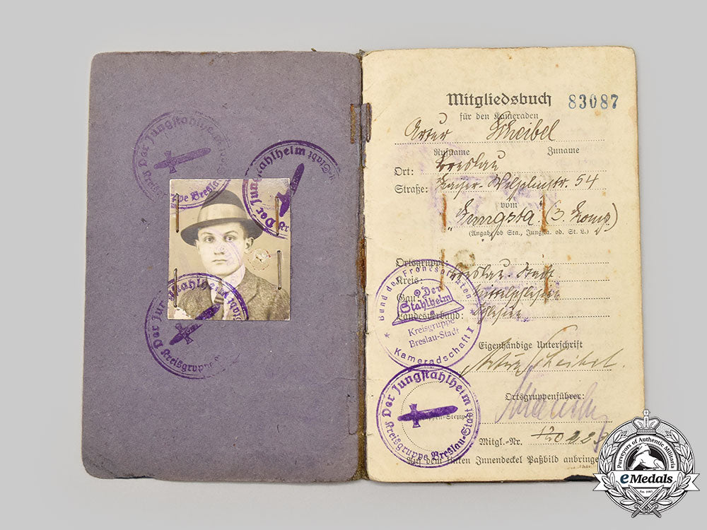 germany,_der_stahlhelm._a_pair_of_membership_booklets_l22_mnc6126_262_1