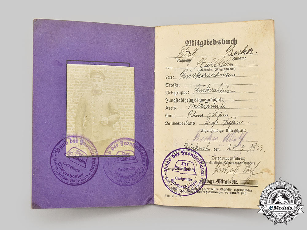 germany,_der_stahlhelm._a_pair_of_membership_booklets_l22_mnc6130_263_1