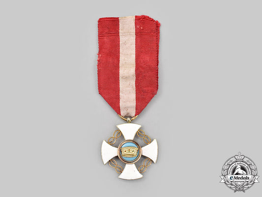 italy,_kingdom._an_order_of_the_crown_of_italy_in_gold,_v_class_knight,_c.1918_l22_mnc6213_087_1