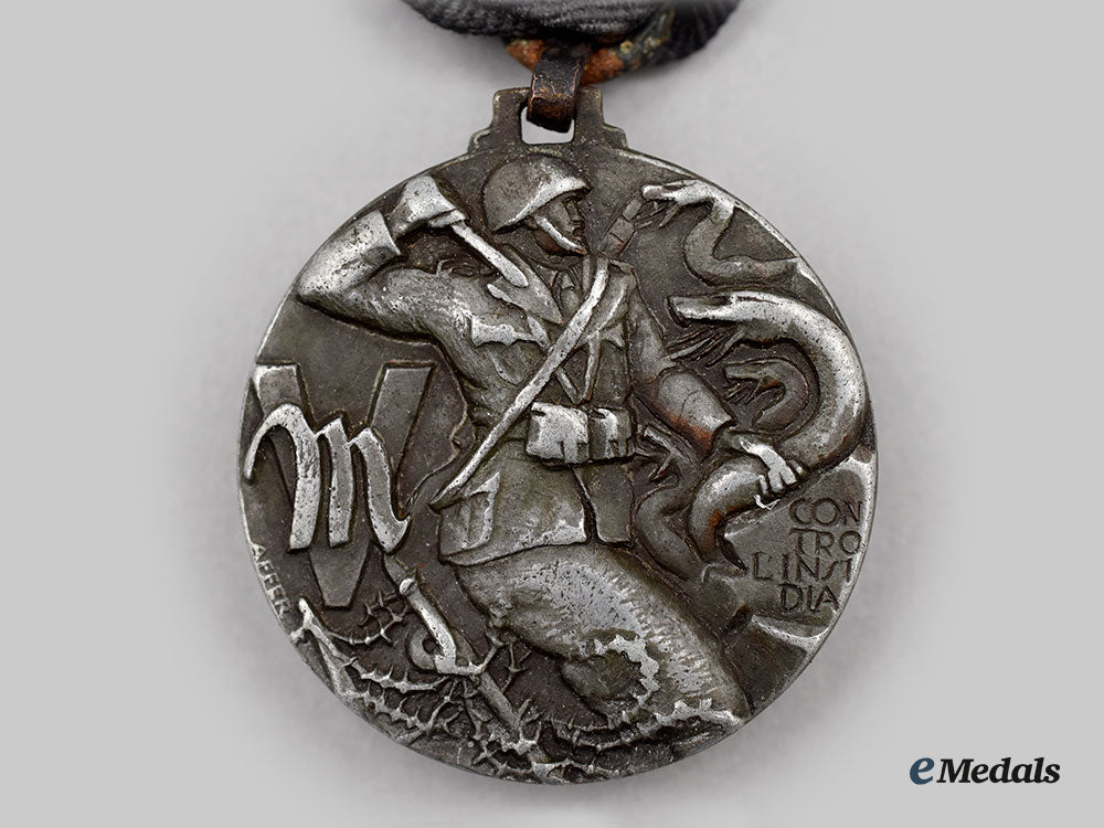 italy,_kingdom._a_medal_of_the215_th_battalion_ccnn_squadron"_nizza"_for_anti-_partisan_operations_in_slovenia_and_croatia1942-1943_l22_mnc6214_133