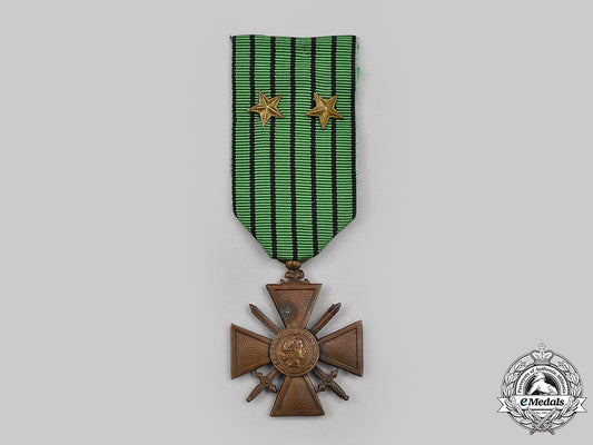 france,_vichy_government._a_war_cross1939-1945_with_two_bronze_stars_l22_mnc6279_121_1