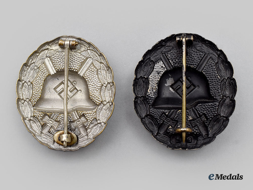 germany,_wehrmacht._a_pair_of_first_pattern_wound_badges_l22_mnc6339_318