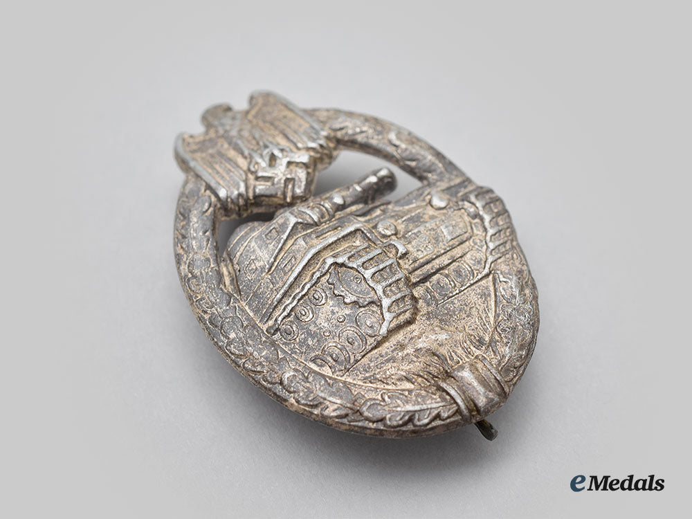 germany,_wehrmacht._a_panzer_assault_badge,_silver_grade_l22_mnc6382_340