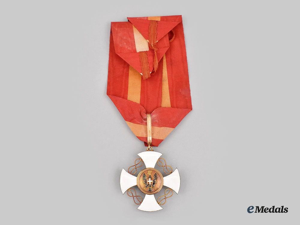 italy,_kingdom._an_order_of_the_crown_of_italy,_grand_officer,_by_d.cravanzola,_c.1935_l22_mnc6402_311