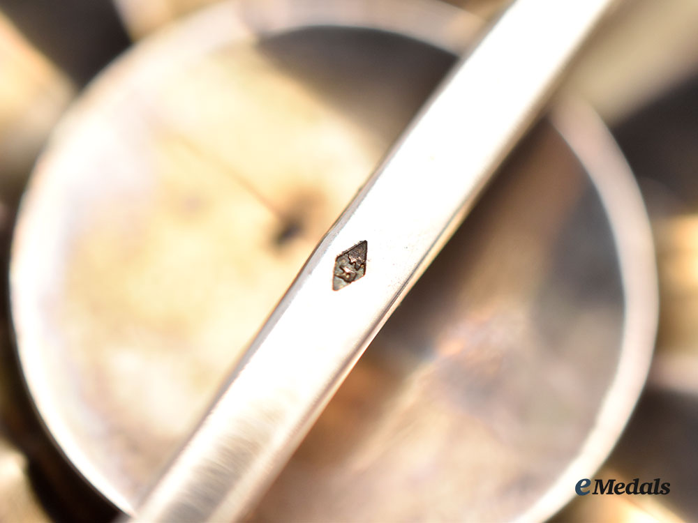 san_marino,_republic._an_order_of_san_marino,_grand_cross_breast_star_by_rothe,_c.1900_l22_mnc6501_372_1