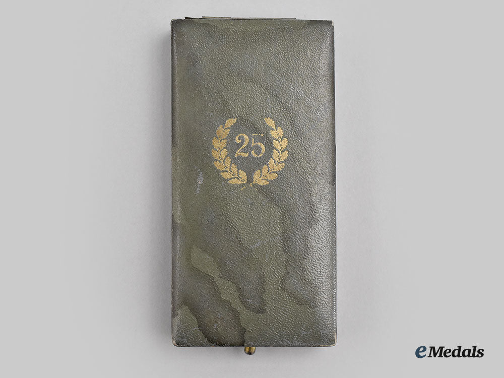 germany,_ordnungspolizei._a_long_service_award,_i_class_for25_years,_with_case_l22_mnc6523_377