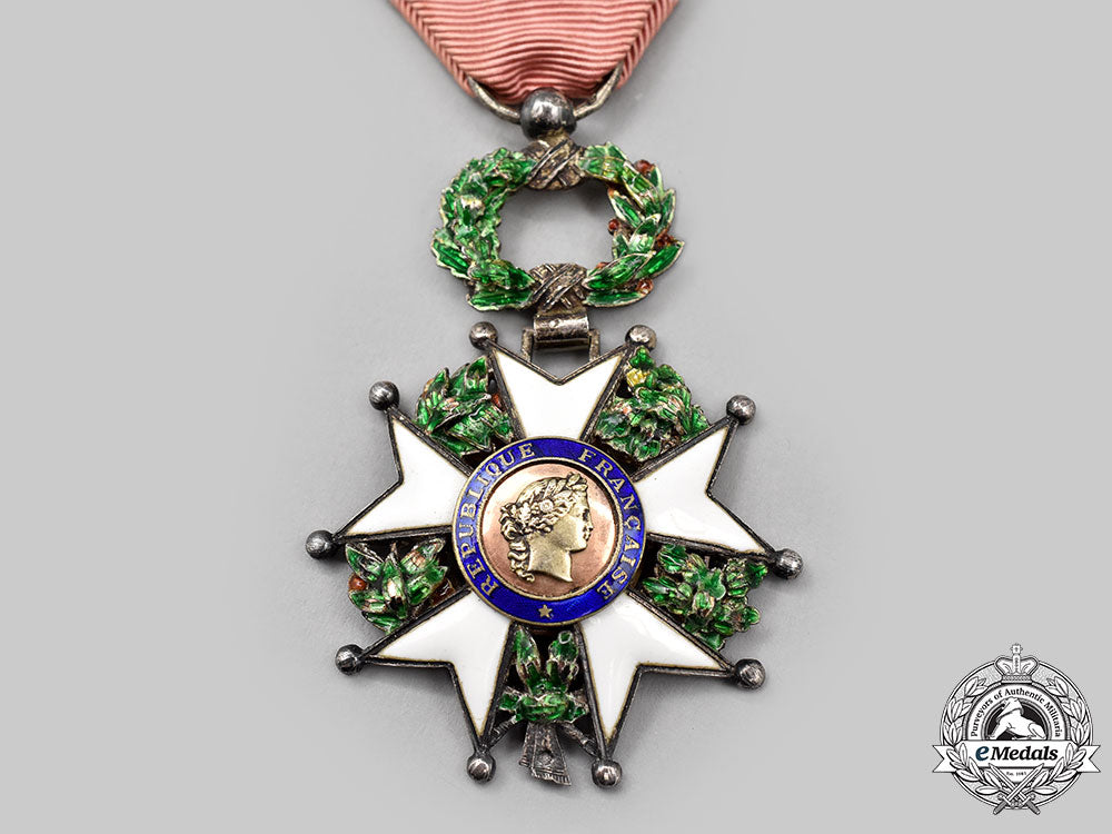 france,_iii_republic._an_order_of_the_legion_of_honour,_knight,_by_bertrand,_c.1930_l22_mnc6527_019