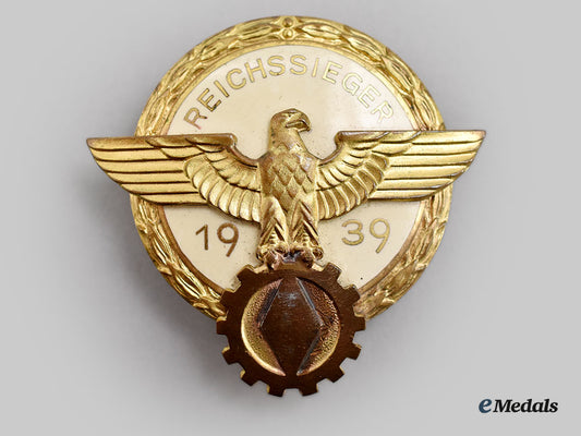 germany,_hj._a1939_national_trade_competition_victor’s_badge,_gold_grade,_by_gustav_brehmer_l22_mnc6619_412_1