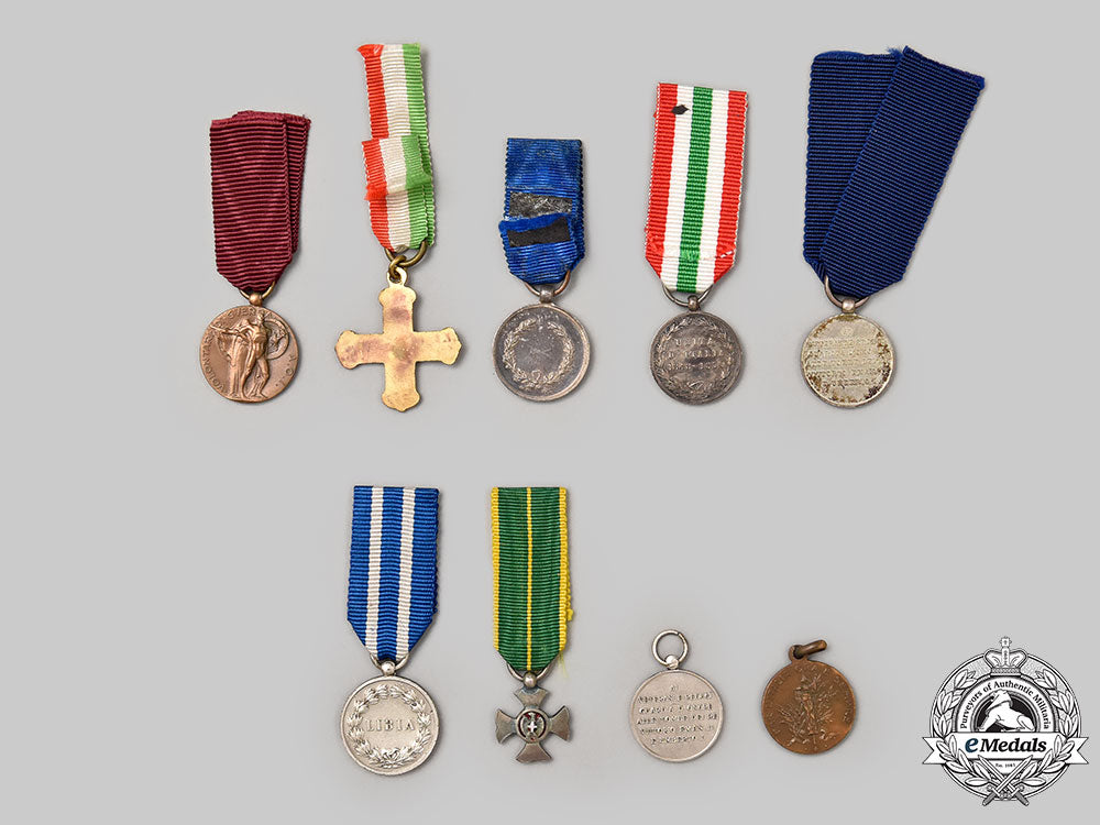 italy,_kingdom._a_lot_of_nine_miniature_awards_l22_mnc6691_109_1