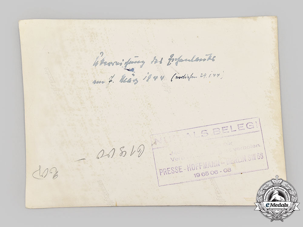 germany,_heer._a_lot_of_knight’s_cross_presentation_press_photos,_with_konteradmiral_von_puttkamer_letter,_to_general_walter_fries_l22_mnc6703_254_2_1_1