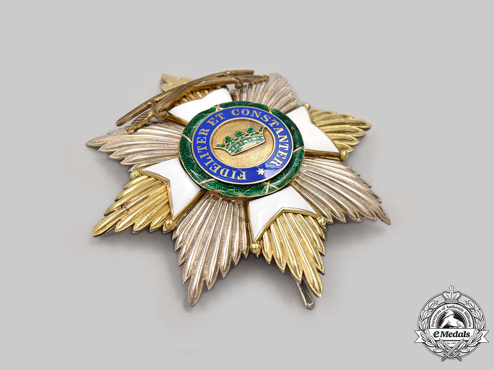 saxe-_ernestine,_duchy._a_house_order_of_saxe-_ernestine,_grand_cross_star_with_surmounting_swords,_c.1914_l22_mnc6776_155_1