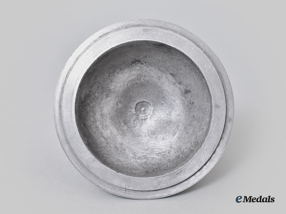 germany,_luftwaffe._a1940_air_war_school_klotzsche_distinguished_student_trophy_to_unteroffizier_werner_reinicke_l22_mnc7161_634