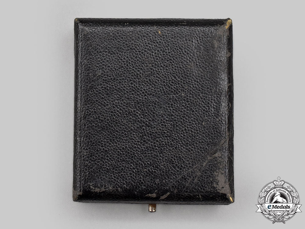 germany,_third_reich._a_fire_brigade_long_service_decoration,_ii_class_with_case_l22_mnc7201_486