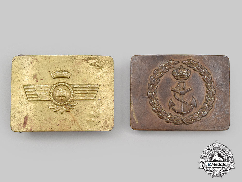 spain,_francoist_era,_kingdom._two_military_belt_buckles_l22_mnc7225_481_1