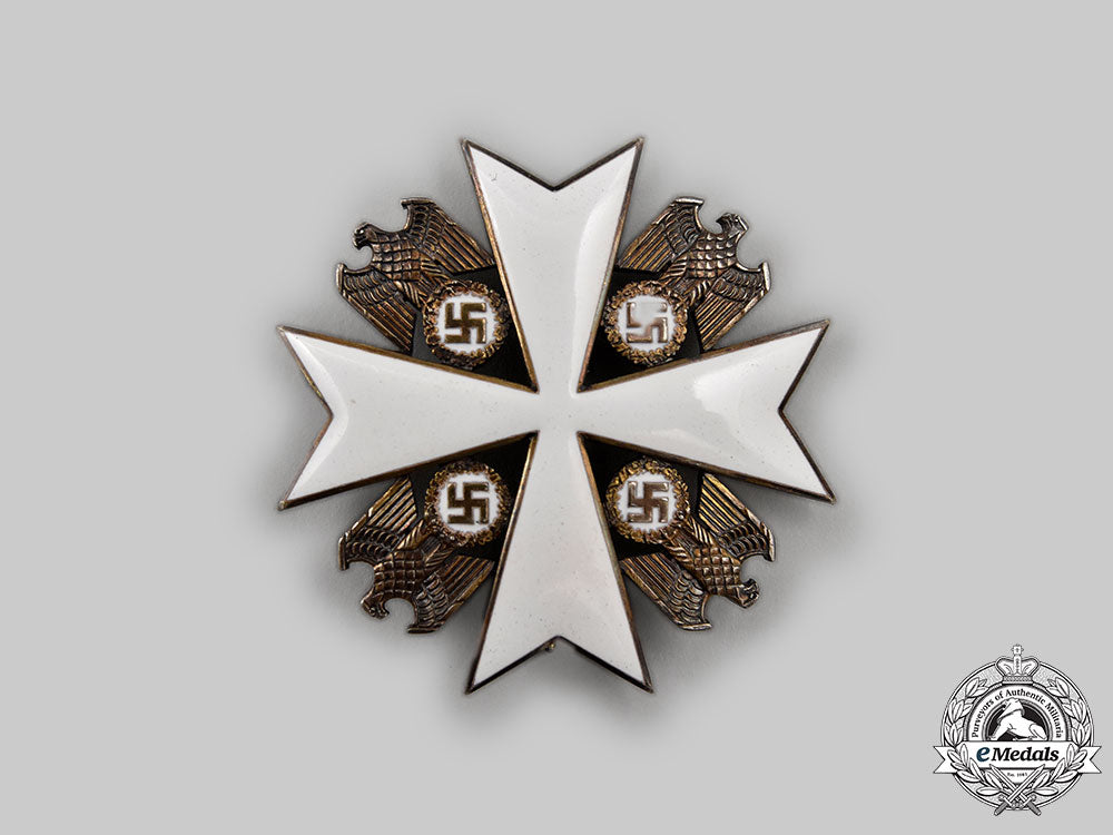 germany,_third_reich._an_order_of_the_german_eagle,_ii_class_cross_with_case,_by_deschler&_sohn_l22_mnc7393_374_1