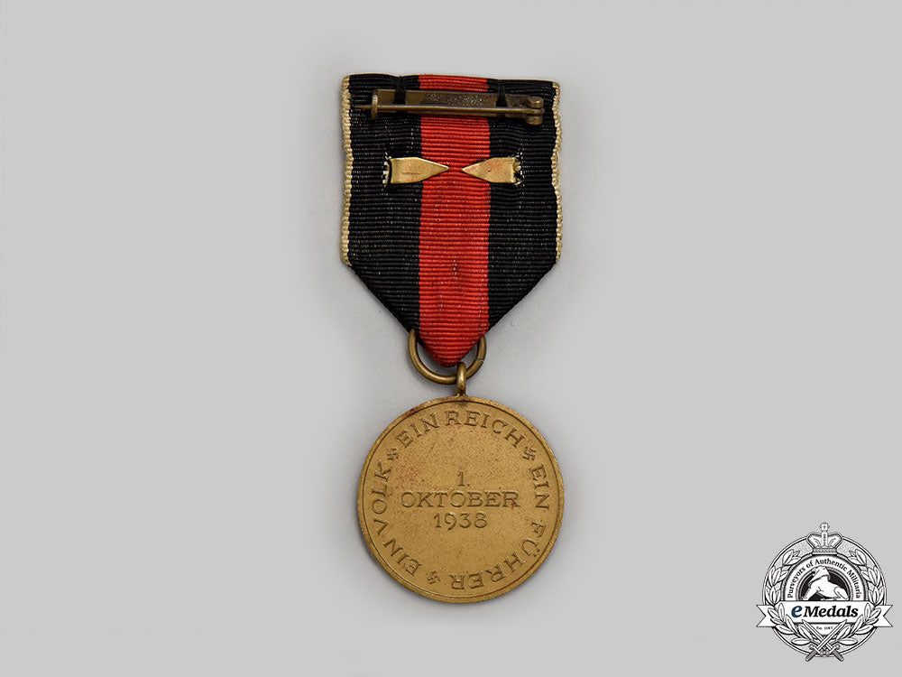 germany,_third_reich._a_sudetenland_medal,_with_prague_castle_bar_and_case_l22_mnc7413_383