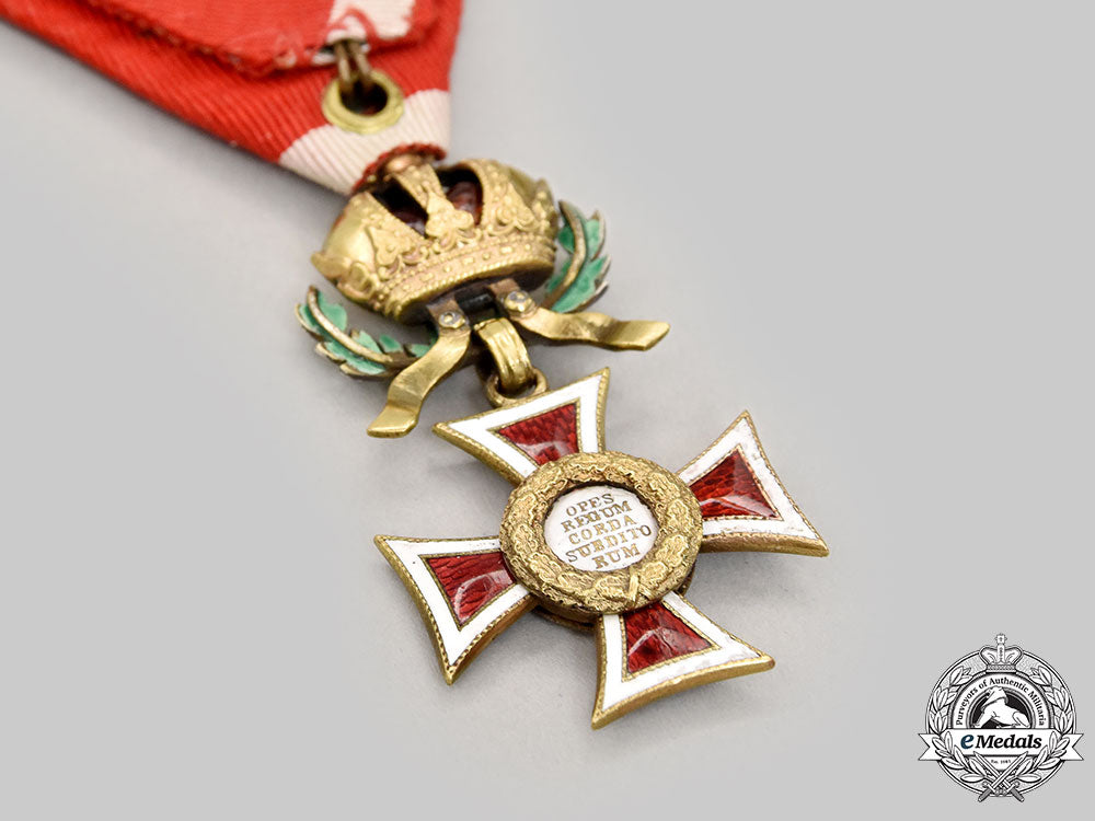 austria,_empire._an_order_of_leopold_with_war_decoration,_by_v.mayer,_c.1918_l22_mnc7424_792